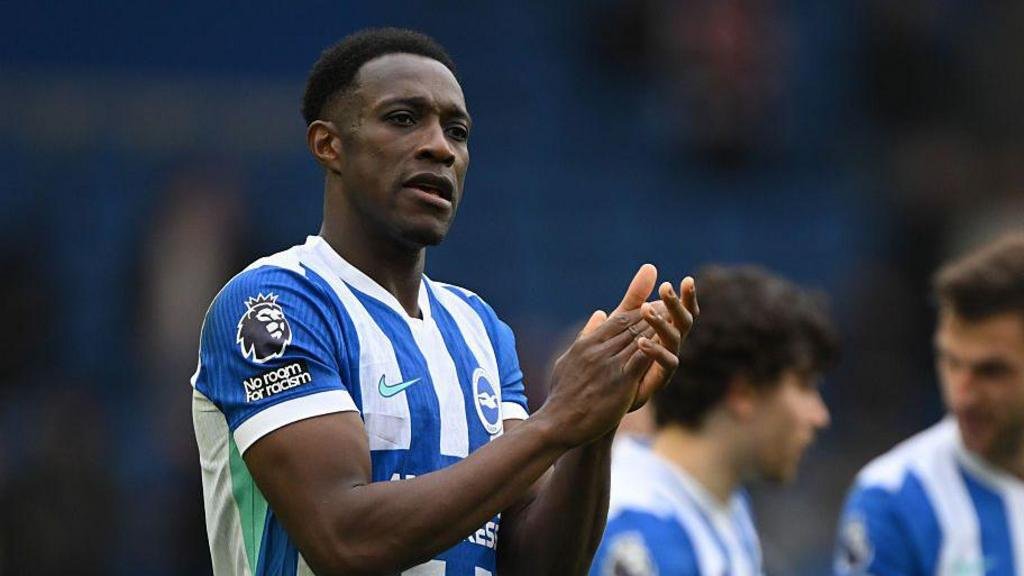 Chelsea Open Talks to Sign Experienced Brighton Striker Danny Welbeck