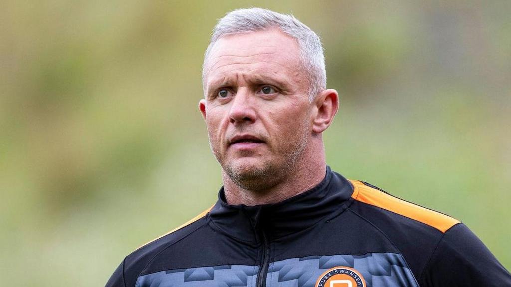 Wales Set to Host Football's Closest Derby as Cwmbran Celtic and Cwmbran Town Renew Rivalry