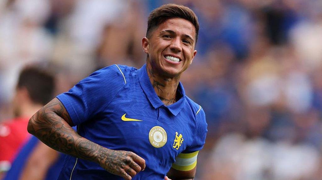 Fernandez Faces Fan Backlash as Alonso Unveils Promising Blueprint for Chelsea