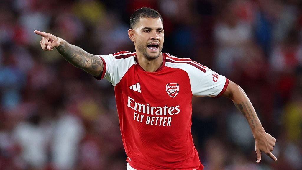 Guimaraes Makes Promising Arsenal Debut in Friendly Draw with Como