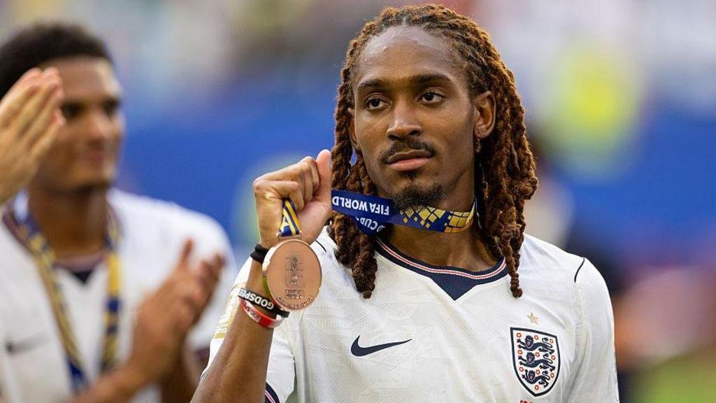 Inter Milan Closing in on Djed Spence Deal: A Comprehensive Analysis