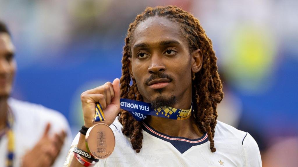 Inter Milan Secure Signing of England Full-Back Djed Spence from Tottenham