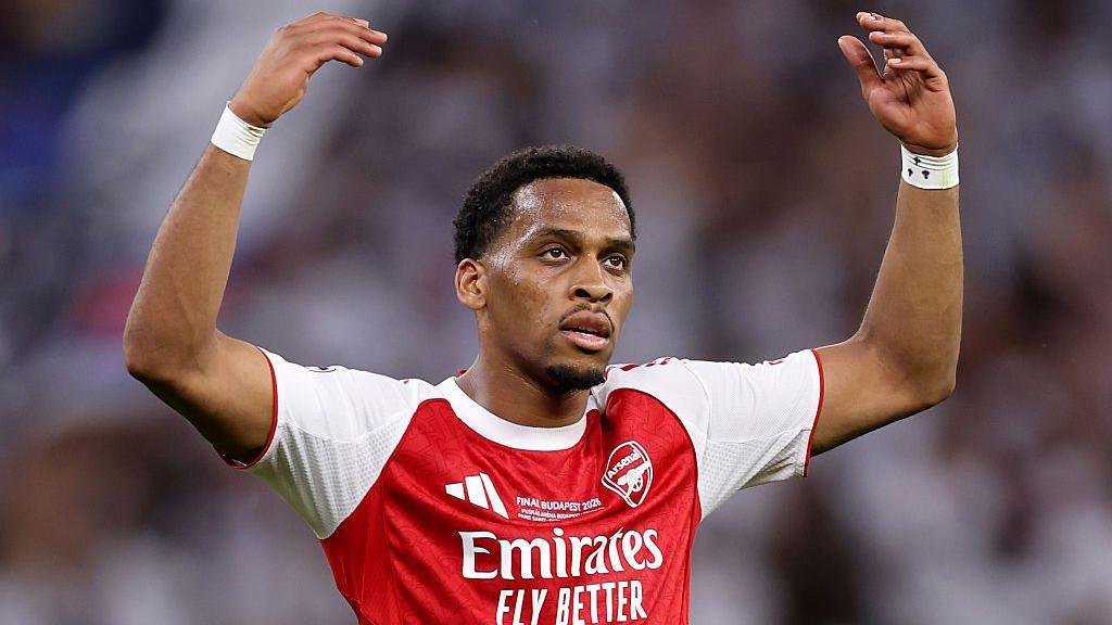 Timber Leaves Arsenal Camp for Groin Check: A Setback for the Gunners' Pre-Season Preparations